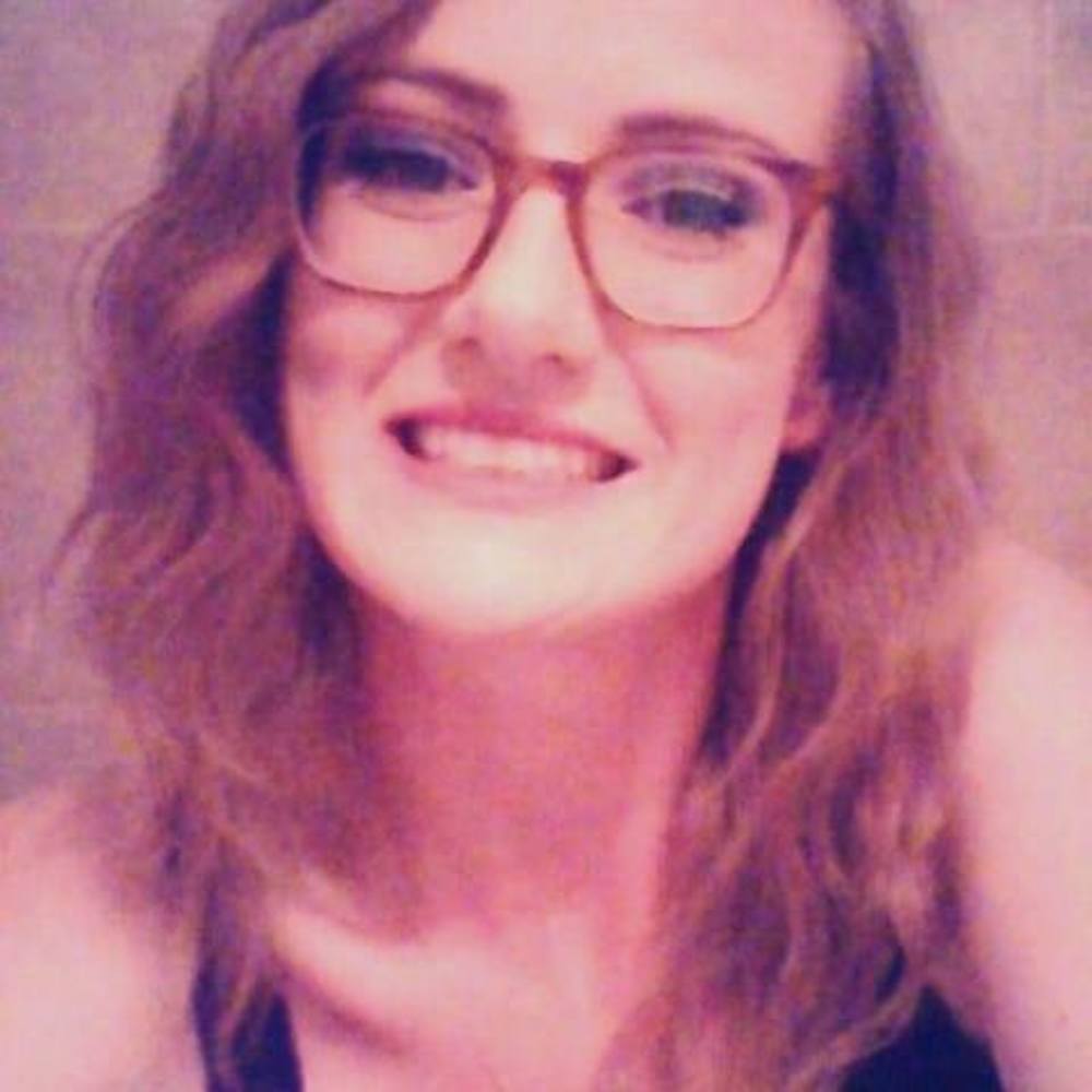 Meet your Posher, Kayla